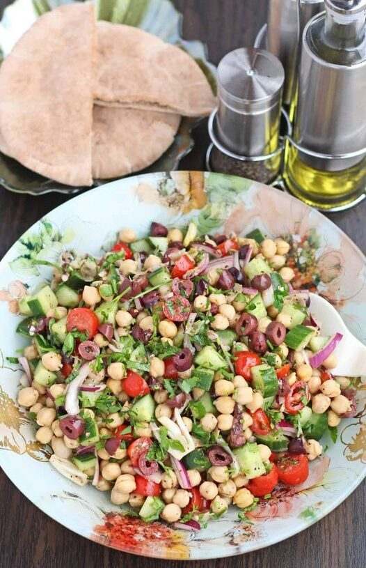 Mediterranean Chickpea Salad